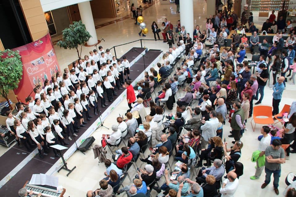 Coro Intergeneracional Mayo 2019 Centro Comercial Morea 9